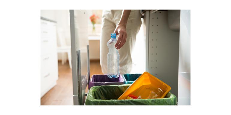 Domowa segregacja śmieci – jak wybrać odpowiednie worki na odpady?